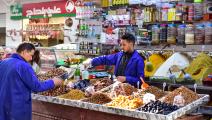  ارتفاع الطلب على منتجات رمضان (جلال مرشدي/ الأناضول)