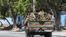 جنود صوماليون قرب فندق في مقديشو 15 مارس 2024 (Getty)
