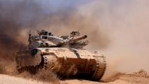 دبابة إسرائيلية على الحدود مع قطاع غزة، 13 يونيو 2024 (جاك غويز/فرانس برس)