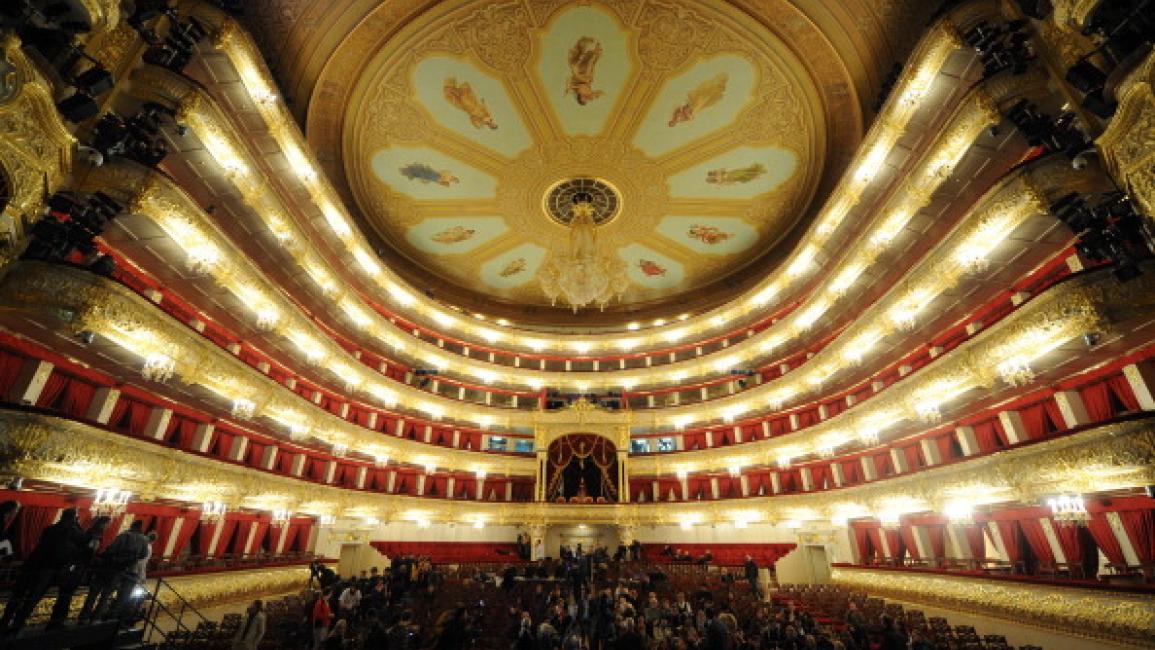 جولة للصحافة داخل مسرح بولشوي بعد ترميمه عام 2011 (كيريل كودريافتسيف/فرانس برس)