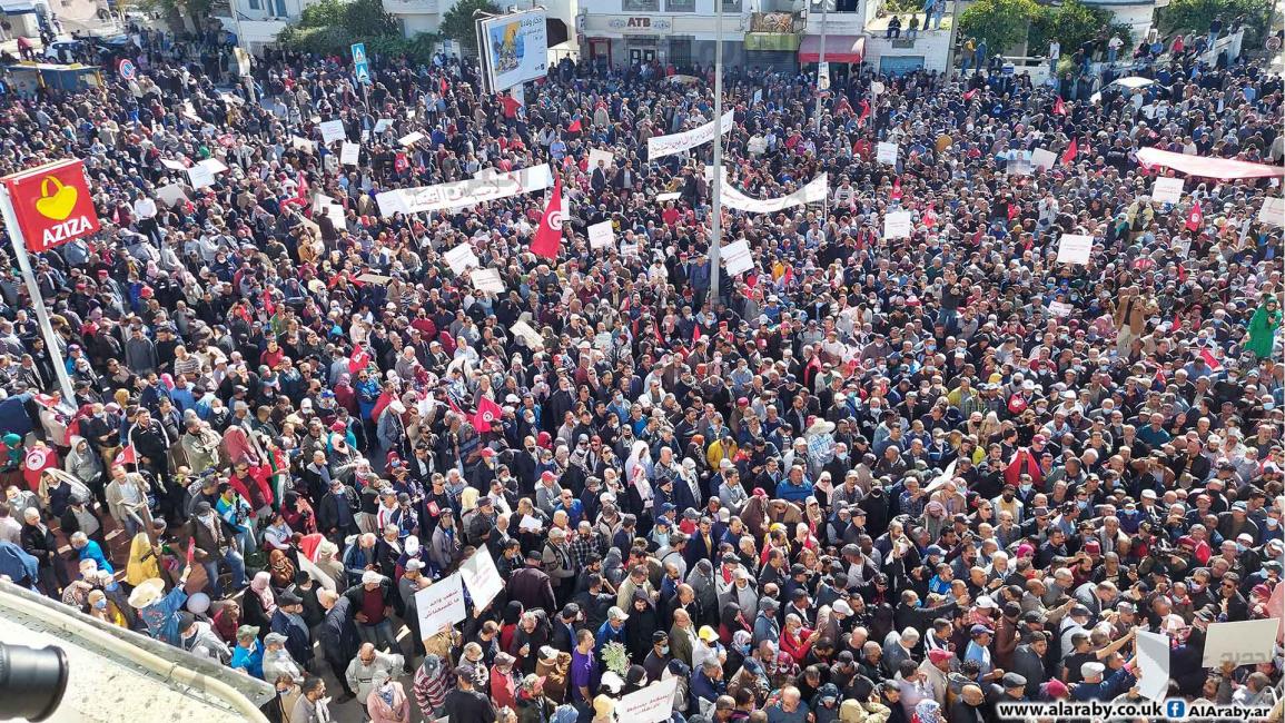 "مواطنون ضد الانقلاب" يتظاهرون في تونس