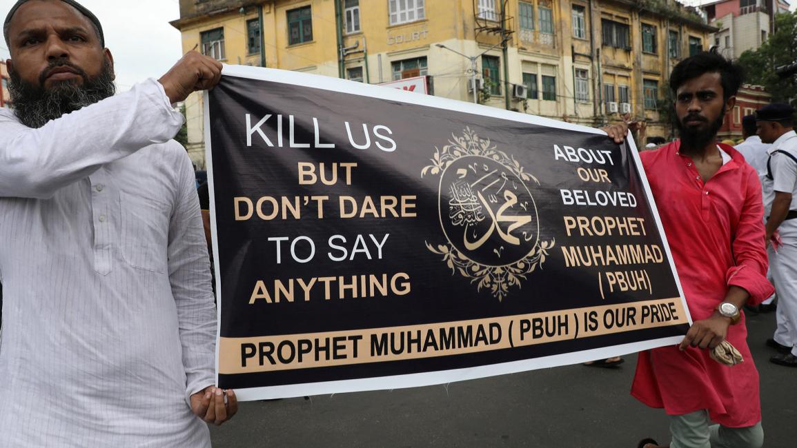 "اقتلونا ولكن لا تجرؤوا على قول أي شيء عن نبينا الحبيب محمد صلى الله عليه وسلم"  - الهند (رويترز / روباك دي تشودري)