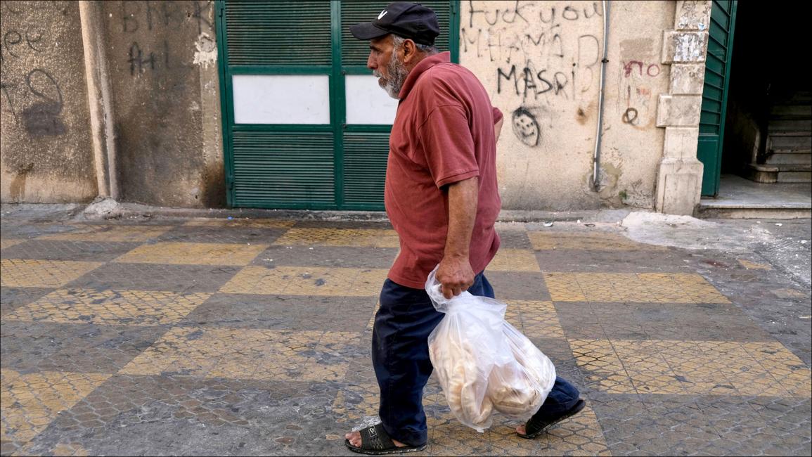 طوابير أمام أفران الخبز في لبنان