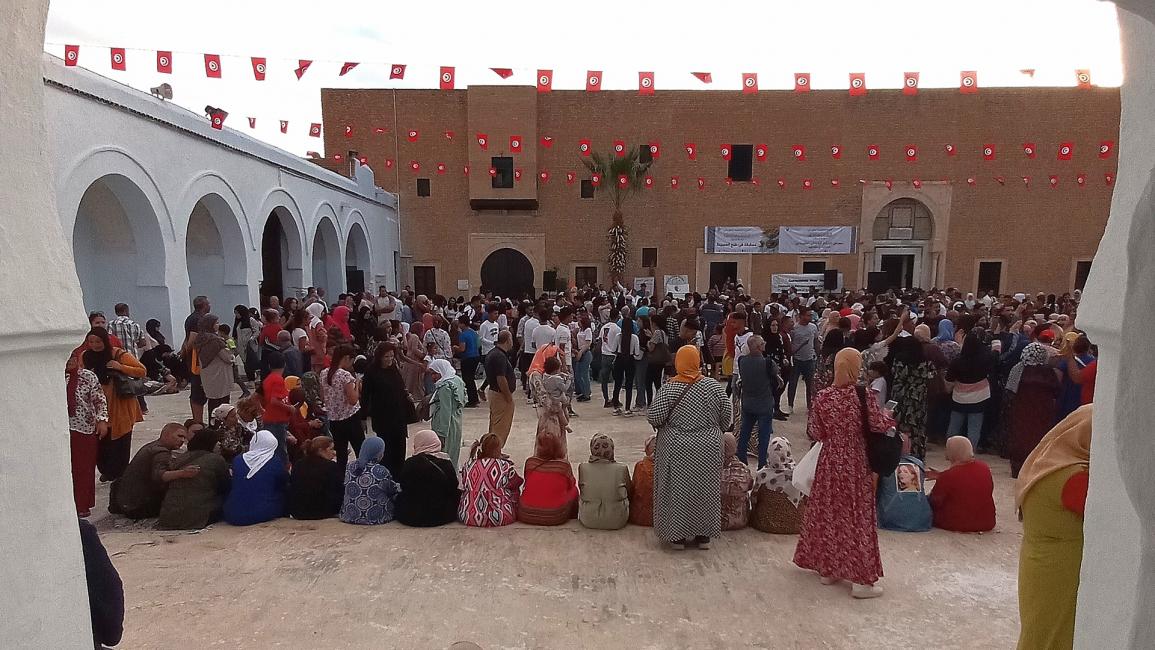 توافد آلاف الزوار على مدينة القيروان وسط تونس احتفاءً بهذه المناسبة (عربي محجوبي/الأناضول)