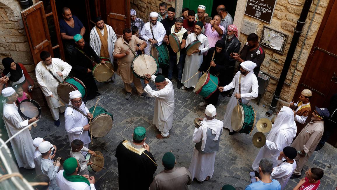 إحياء ذكرى المولد النبوي في السوق القديمة بمدينة صيدا اللبنانية (محمود زيات/ Getty)