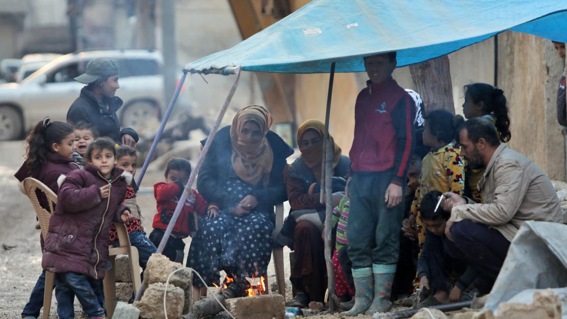 عودة إلى تحت الخيمة في جنديرس السورية (بكر القاسم/ فرانس برس)