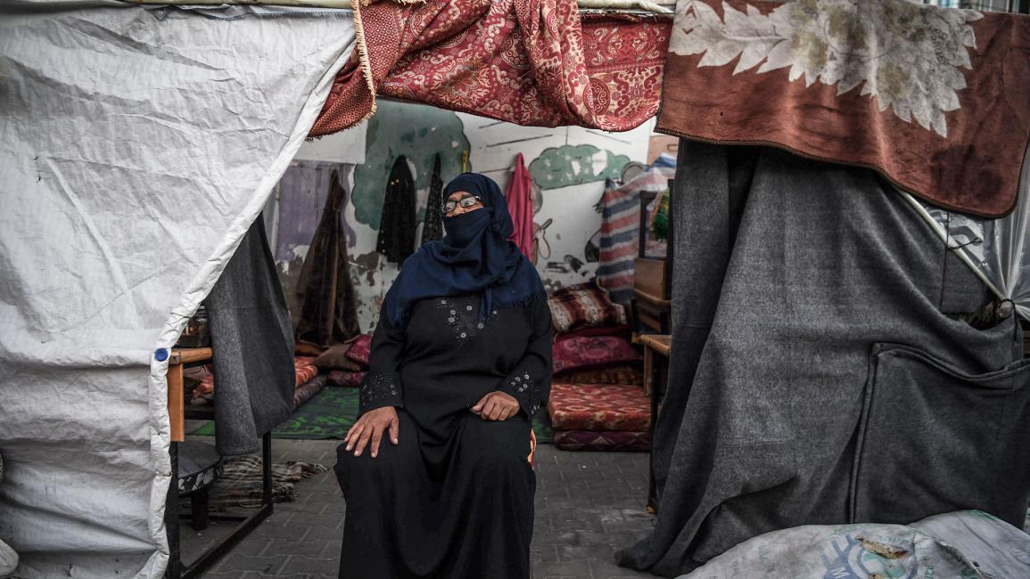 مشاهد من غزة في أول أيام الهدنة.. لقاءات ومعاناة فوق الدمار والأنقاض