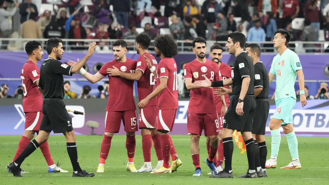 استطاع منتخب قطر تحقيق 3 انتصارات في دور المجموعات (كوجي واتانابي/Getty)