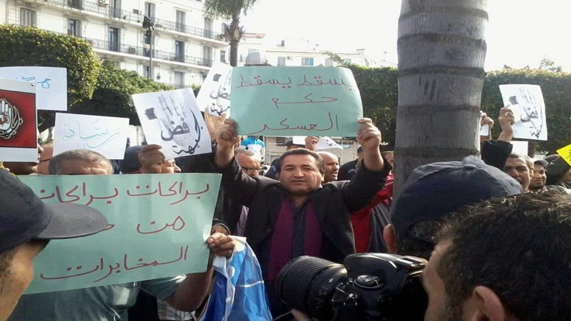 الناشط الجزائري حسان بوراس (فيسبوك)