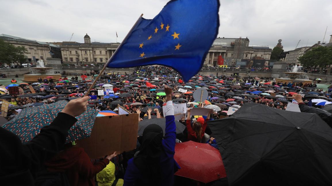 بريطانيون يتظاهرون ضد الخروج من الاتحاد الأوروبي