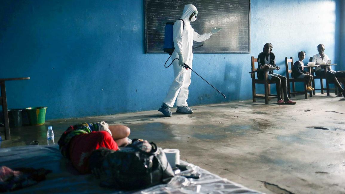 الملابس الواقية من الإيبولا /Getty