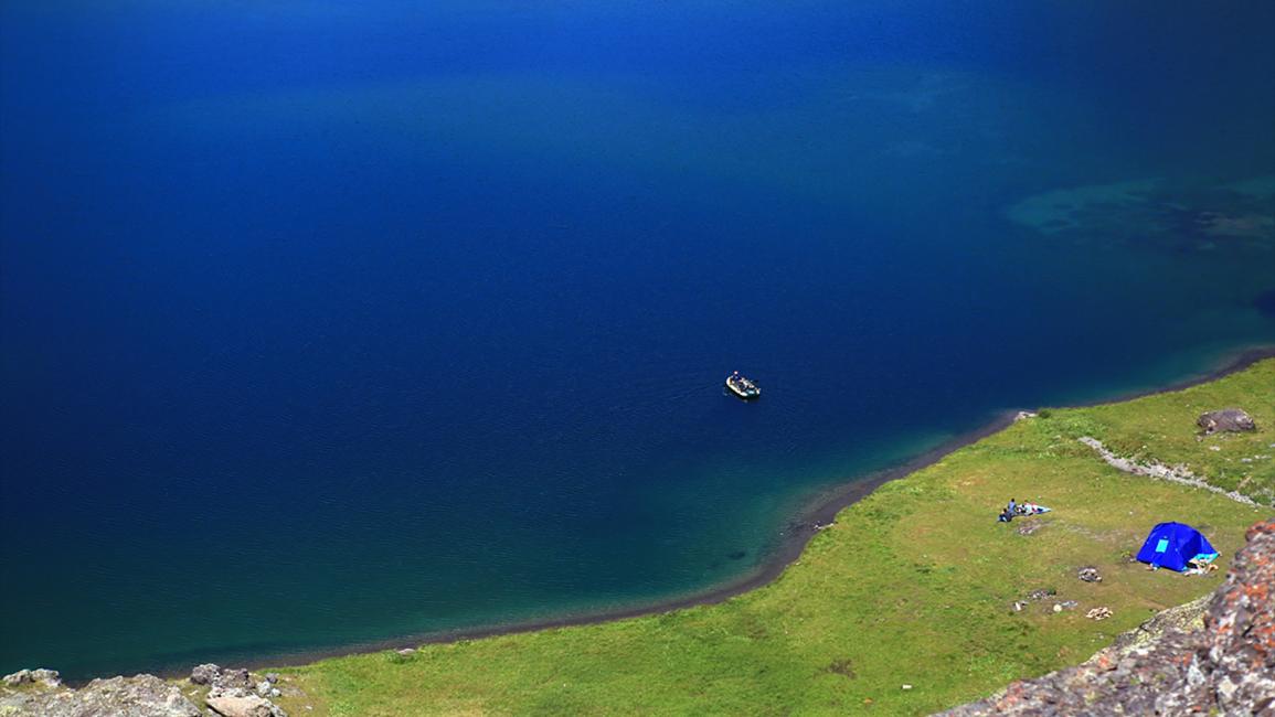 "البحيرات السبعة".. قبلة محبي الطبيعة وعشاق التصوير بـ"ريزة" التركية