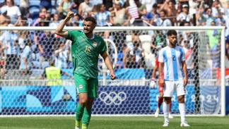 تألق حسين في مواجهة الأرجنتين بملعب ليون، 27 يوليو 2024 (كلاوديو فيلا/Getty)