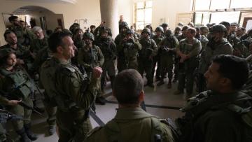 هرتسي هاليفي مع جيش الاحتلال في قطاع غزة (الجيش - إكس)