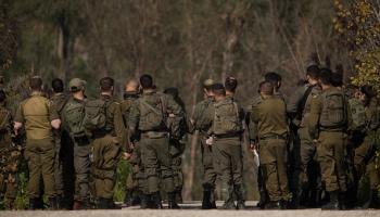 دورية إسرائيلية في موقع قرب الحدود مع لبنان، 11 فبراير 2024 (Getty)