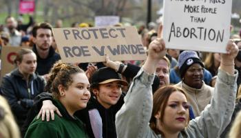 تظاهرة أميركية مع الحق في الإجهاض (هيلين إتش ريتشاردسون/ Getty)