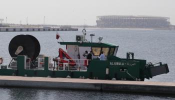 تدشين مركبين لمكافحة التلوث وصيانة الموانئ في قطر (وزارة المواصلات)