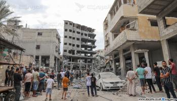 يواصل الاحتلال قصف أحياء غزة (محمد الحجار)