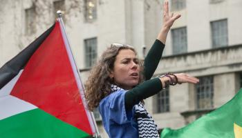 من تظاهرة في لندن دعماً لغزة، ديسمبر الحالي (Getty)