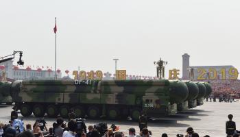 ترسانة الصين النووية صواريخ باليستية خلال عرض عسكري، بكين، 1 أكتوبر 2019 (غريغ بايكر/ فرانس برس)