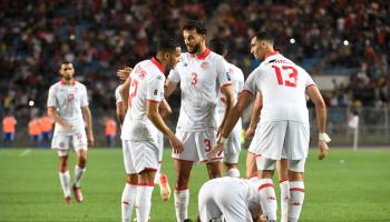 فرحة نجوم منتخب تونس على ملعب حمادي العقربي أمس الأربعاء (Getty)