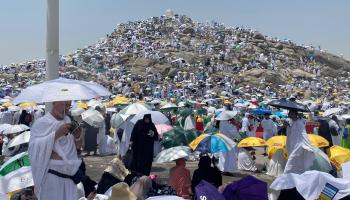 حجاج على جبل عرفات - السعودية - 15 يونيو 2024 (سارب أوزار/ الأناضول)