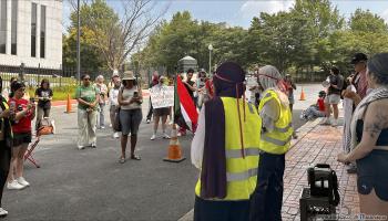 سودانيون ونشطاء يتظاهرون أمام سفارة الإمارات في واشنطن، 22-6-2024