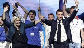 لوبان وبارديلا خلال تجمع انتخابي في باريس، 2 يونيو 2024