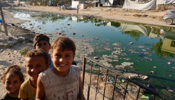 شلل الأطفال يهدد قطاع غزة وسط طفح مياه الصرف الصحي - دير البلح - 19 يوليو 2024 (بشار طالب/ فرانس برس)
