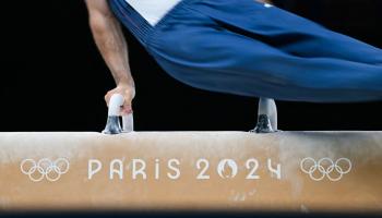 رياضي يتدرب تحضيراً لانطلاق أولمبياد باريس، 24 يوليو/تموز 2024 (Getty)