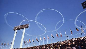 حفل افتتاح أولمبياد 1964 في اليابان كان استثنائياً (Getty)