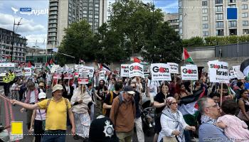عشرات الآلاف يتظاهرون في لندن تضامنا مع الشعب الفلسطيني 