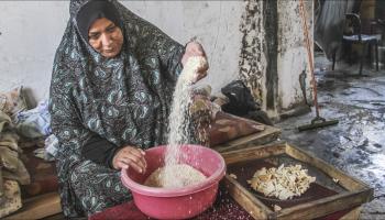 يوم في حياة عائلة فلسطينية وسط ظروف حرب غزة القاسية