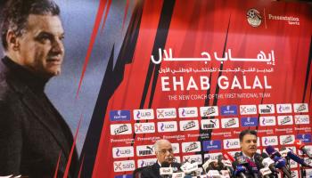 إيهاب جلال في مؤتمر صحافي لمنتخب مصر، 8 مايو/أيار 2022 (Getty)