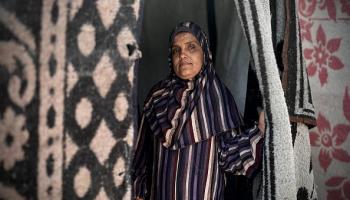 عائلة أبو عشمة في غزة تعاني من ويلات النزوح والمرض والحرب، 18 يونيو 2024 (الأناضول)