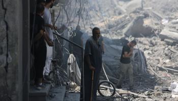 حرب غزة | آثار القصف الإسرائيلي في مخيم الشاطئ 22/6/2024 (داوود أبو الكاس/الأناضول)