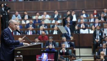 أردوغان يلقي كلمة أمام كتلته البرلمانية، 26 يونيو 2024 (مراد كولا/الأناضول)