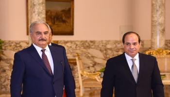 السيسي يعقد مؤتمر صحفي مع خليفة حفتر (Getty)