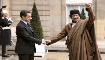 ساركوزي والقذافي/سياسة