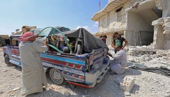 نزوح المدنيين من جنوب إدلب (عمر حاج قدور/فرانس برس)