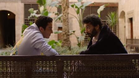 ظهر نور خالد النبوي إلى جانب أبيه في مسلسلين متتاليين (فيسبوك)