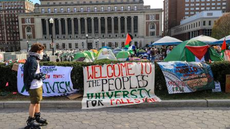 من اعتصام الطلاب دعماً لغزة بجامعة كولومبيا، نيويورك (سلجوق أكار/الأناضول)