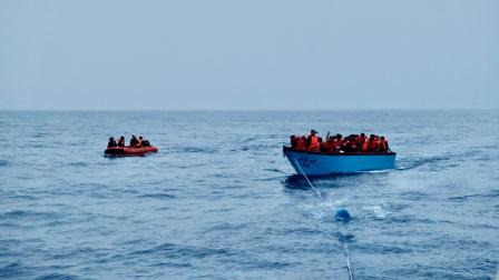 من عملية إنقاذ مهاجرين في البحر الأبيض المتوسط نشرتها منظمة رسيكوشيب - 16 يونيو 2024 (إكس)