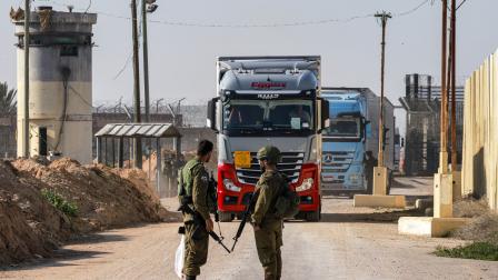 جنود إسرائيليون عند معبر كرم أبو سالم مع قطاع غزة، 19 ديسمبر 2023 (فرانس برس)