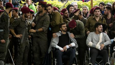 المقاومة تعمّق خسائر الاحتلال جنود إسرائيليون خلال جنازة زميلهم، 14 يناير 2024 (أمير ليفي/Getty)