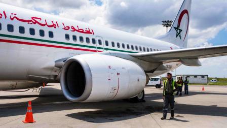 طائرة تابعة للخطوط المغربية على مدرج مطار محمد الخامس في الدار البيضاء طيران المغرب (Getty)