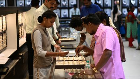  محل لبيع الذهب في  تشيناي في الهند 10 مايو 2024 (فرانس برس)