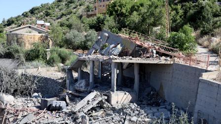 منزل مدمّر في بلدة شبعا نتيجة القصف الإسرائيلي، 26 يونيو 2024 (رامز دلة/الأناضول)