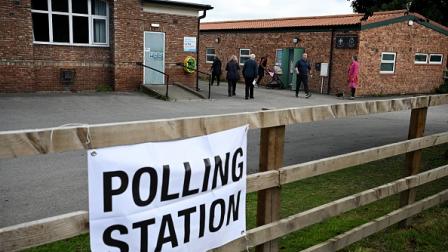 مركز اقتراع في سويربي، شمال إنكلترا، 4 يوليو 2024 (أولي سكارف/Getty)