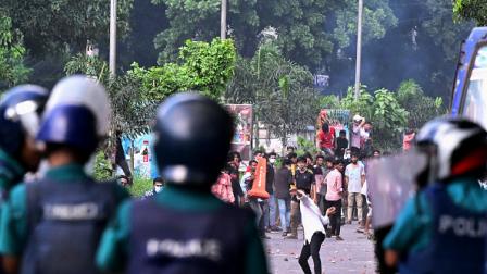 مواجهات بين الشرطة ومحتجين في بنغلادش 18 يوليو 2024 (فرانس برس)
